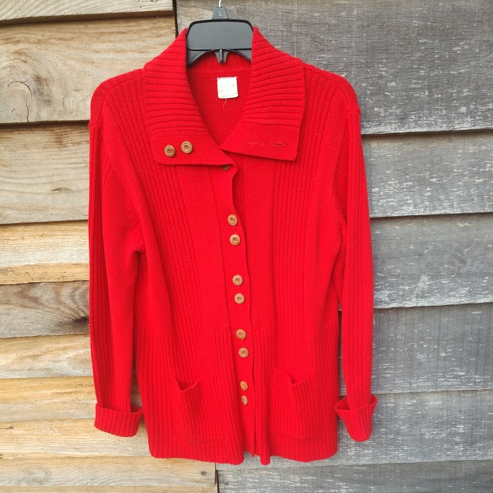 Vintage 1970's Cardigan Red Sweater Broad Collar Pockets LS Acrylic Size 42 -